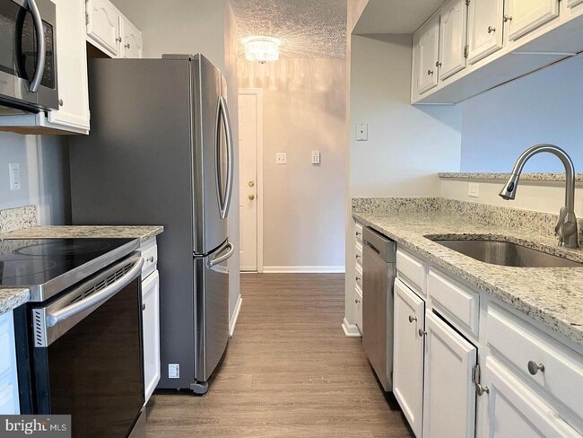 Building Photo - 13107 Briarcliff Terrace
