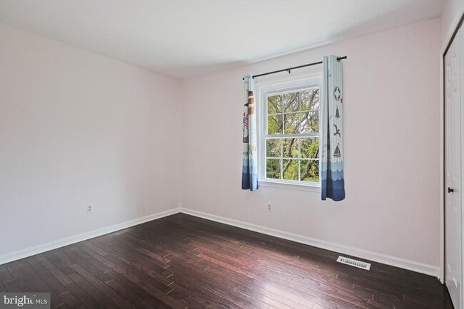 Building Photo - 5325 Long Sky Ct