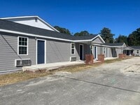 Building Photo - 607 E Main St