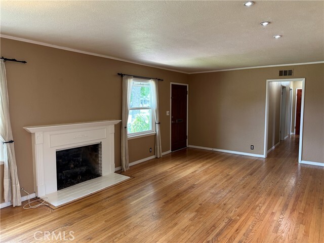 Building Photo - 345 N Shattuck Pl