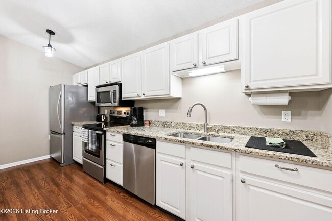 Building Photo - 10401 Trotters Pointe Dr