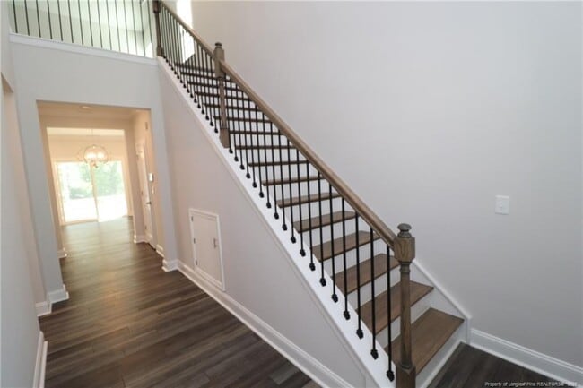 Building Photo - 2936 Baronial St