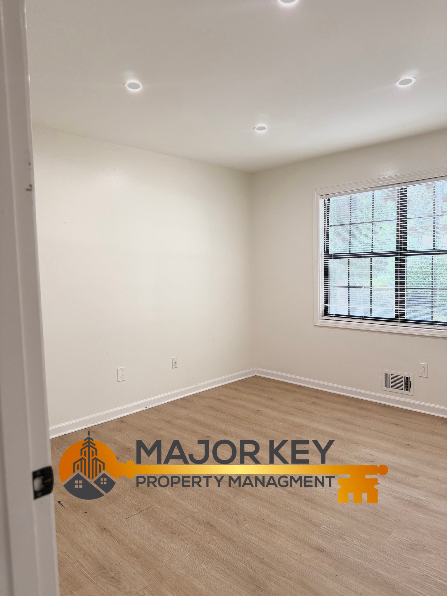 Building Photo - 4555 Sugarloaf Pky
