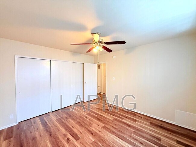 Building Photo - 356 Hayworth Ave