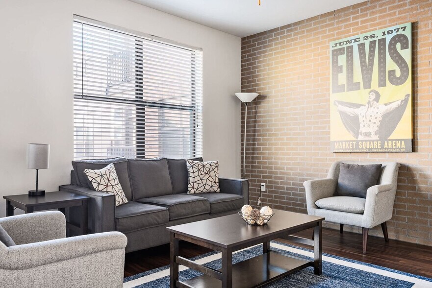 Building Photo - 235 S Delaware St