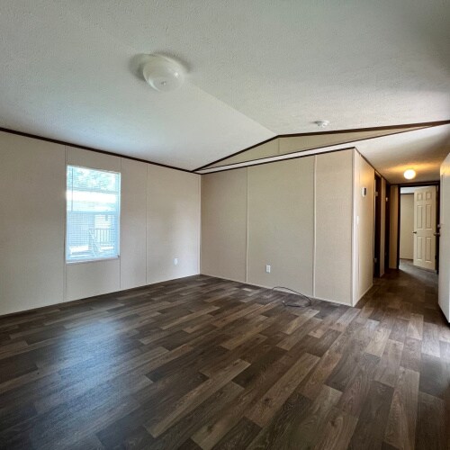 Building Photo - 138 Braleigh Ln