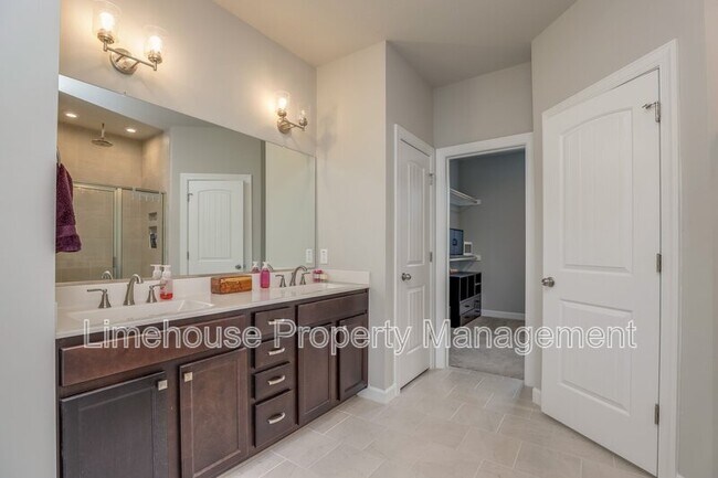 Building Photo - 2820 Garland Atwater Jr Ct