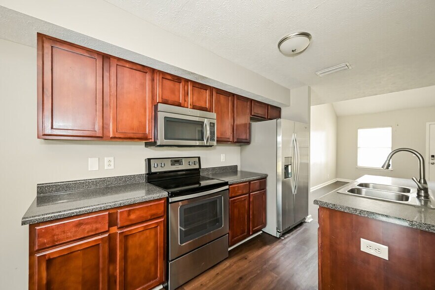 Building Photo - 2726 Apostle Ln