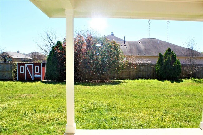 Building Photo - 1301 Knippa Cove