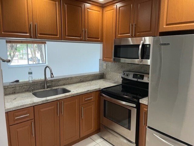 Building Photo - 9153 SW 141st Pl