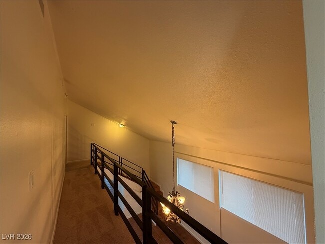 Building Photo - 908 Vegas Valley Dr