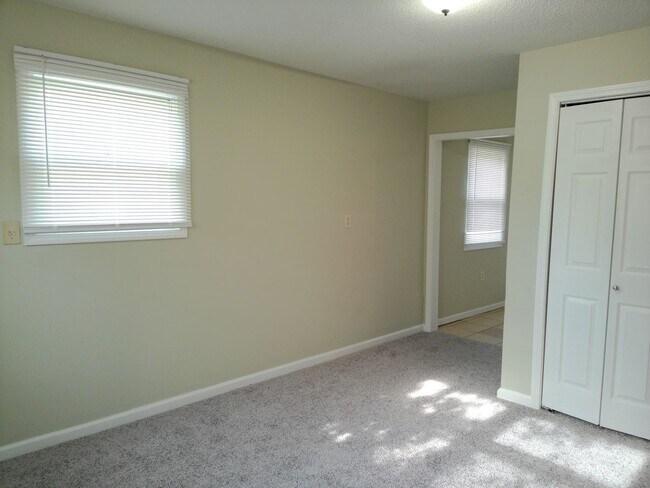 Building Photo - 1608 Boyd Ln