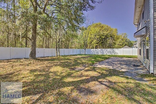 Building Photo - 1235 Peacock Trail