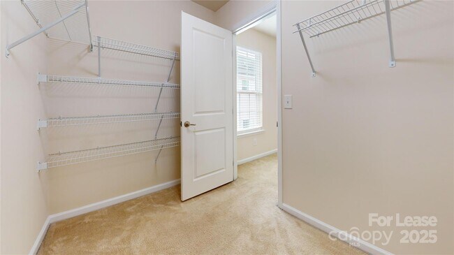 Building Photo - 7454 Red Mulberry Way