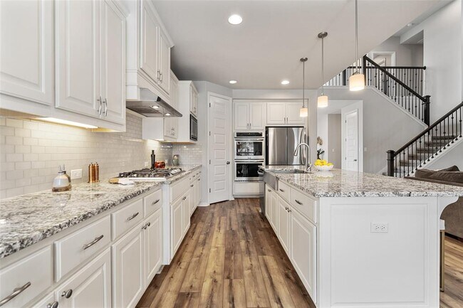 Building Photo - 5621 Cypress Ranch Blvd