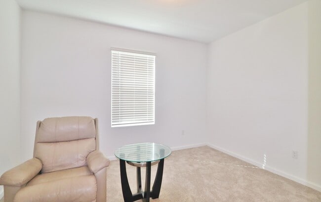 Building Photo - 721 Worlington Ln