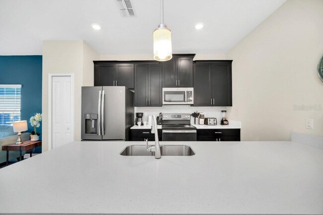 Building Photo - 1560 Sandbagger Dr