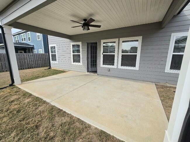 Building Photo - 733 Courtland Ln