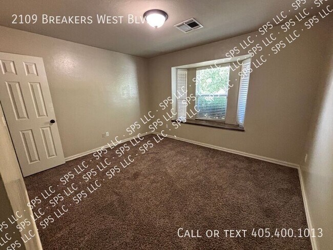 Building Photo - 2109 Breakers W Blvd