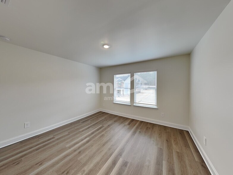 Building Photo - 3029 Ansley Place Rd