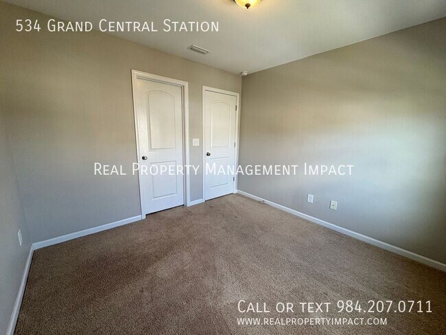 Building Photo - 534 Grand Central Sta