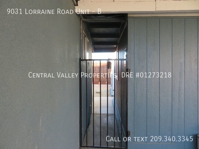 Building Photo - 9031 Lorraine Rd