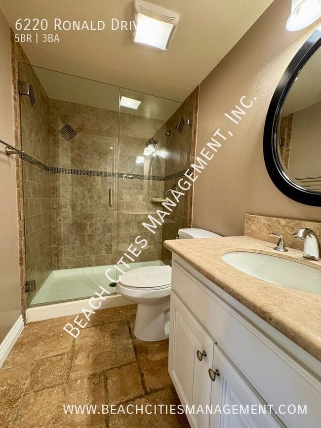 Building Photo - 6220 Ronald Dr