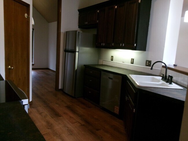 Building Photo - Pets Negotiable with Owner Approval!