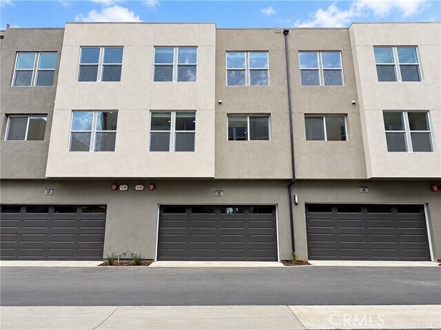 Building Photo - 652 4th St