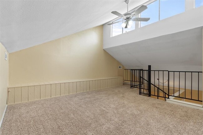 Building Photo - 25710 Pepper Ridge Ln