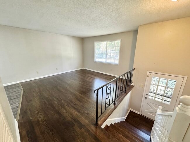 Building Photo - 4347 Fortner Ave