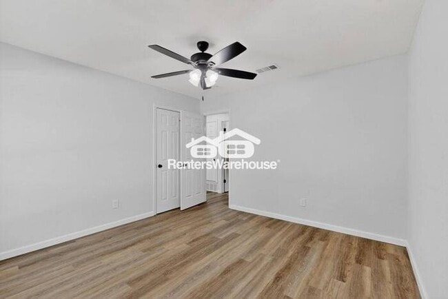 Building Photo - Completely ReFreshed Grapevine Rental