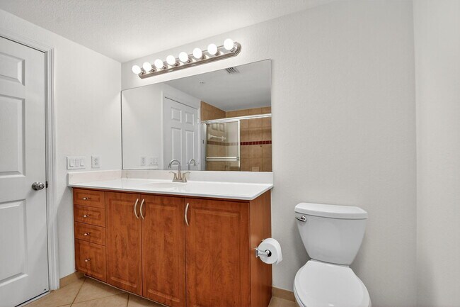 Building Photo - 6511 Emerald Dunes Dr