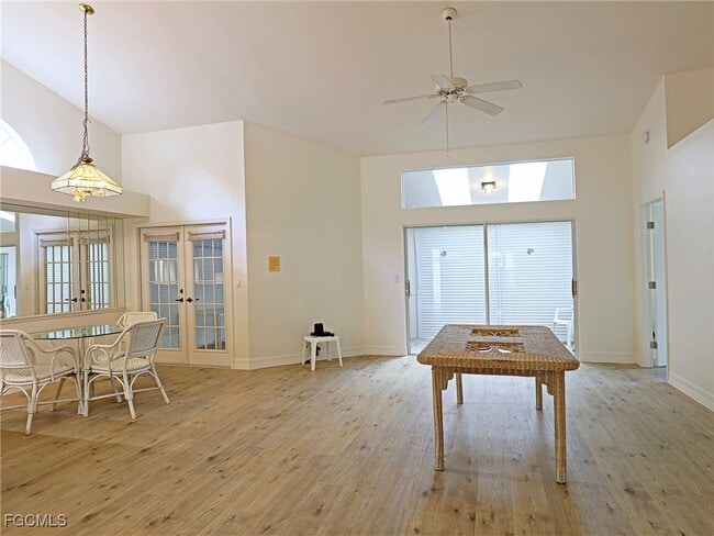 Building Photo - 12522 Kelly Sands Way