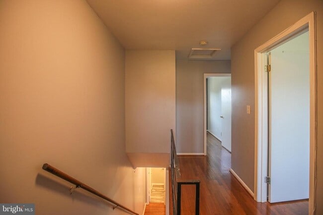 Building Photo - 12337 Chesterton Dr