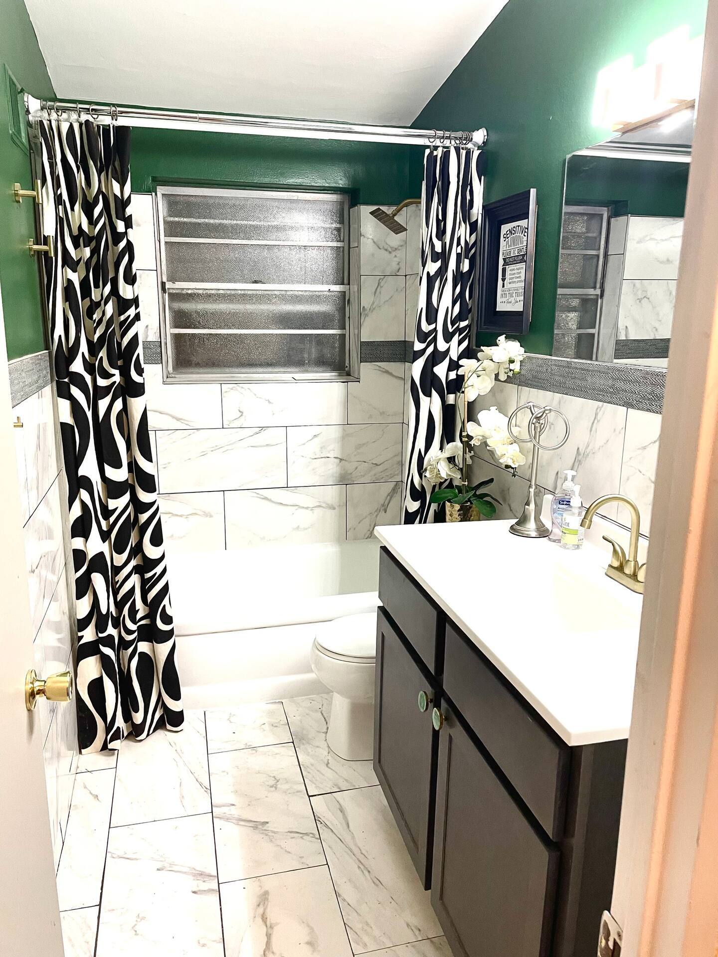 Building Photo - 1341 Kappel Dr