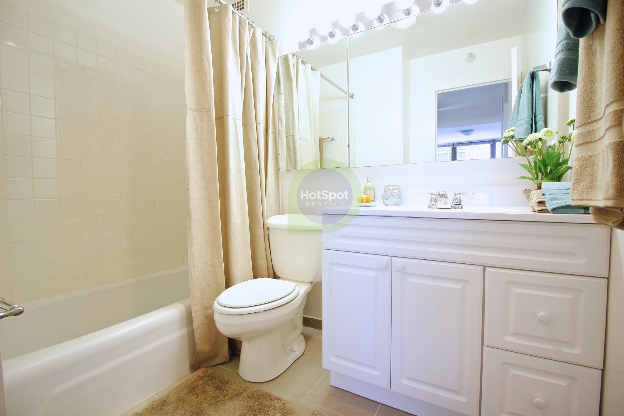 Building Photo - 343 E Ontario St