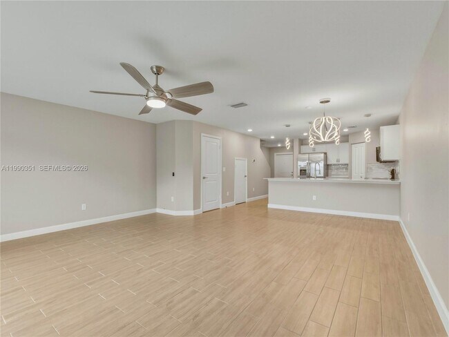 Building Photo - 6011 Woods Edge Cir