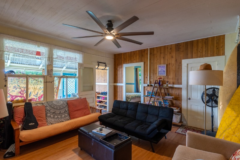 Building Photo - 398 Ohai St