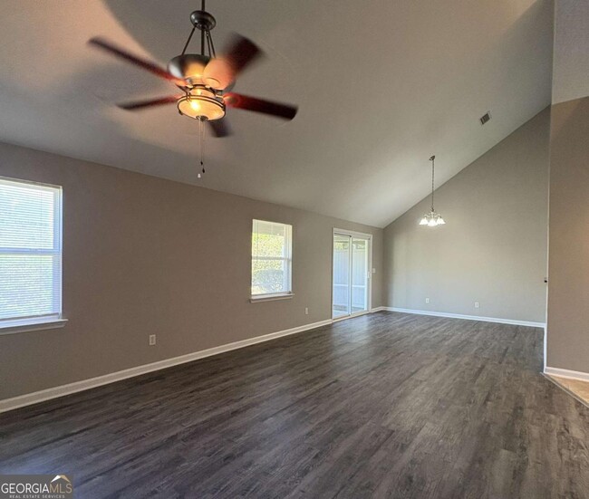Building Photo - 311 Gary Cir