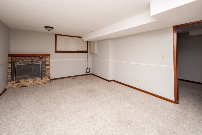 Building Photo - 3806 Prairie Ln