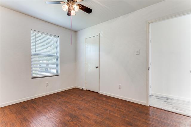 Building Photo - 1112 Day Dream Dr