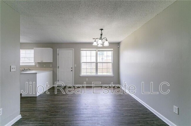 Building Photo - 256 Turnstone Rd