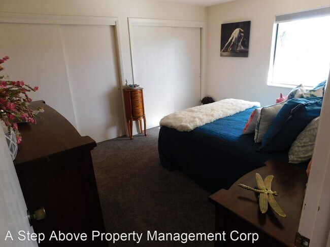 Building Photo - 2 br, 2 bath House - 961 Lakeside Drive #205