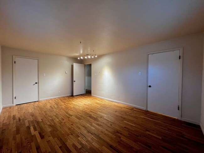 Building Photo - 261 Wilcox Rd