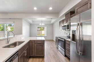 Building Photo - Orchard Land Duplexes