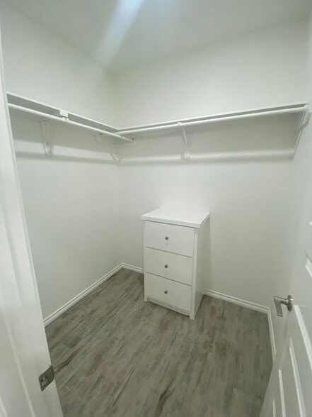 Building Photo - 2914 Maria Dr