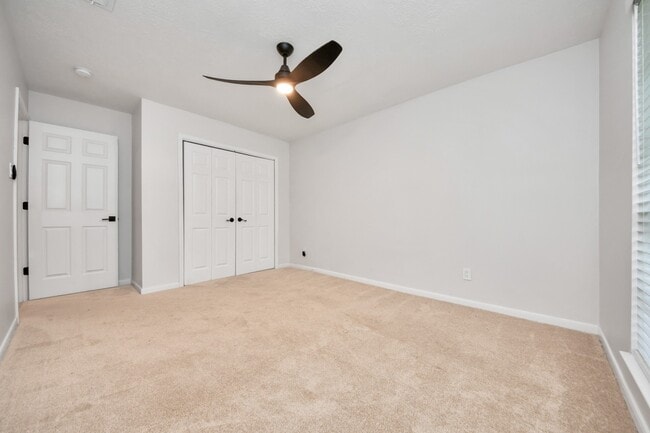 Building Photo - 1319 Forsythe Ln
