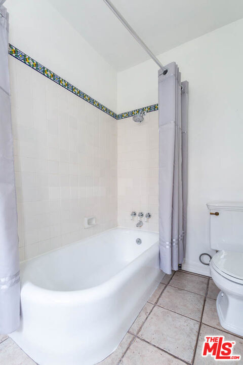 Building Photo - 146 N Citrus Ave