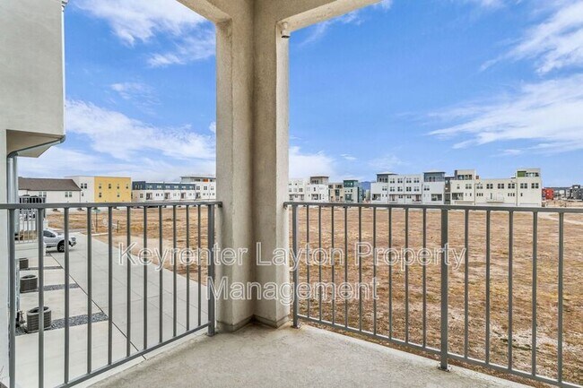 Building Photo - 5141 Rambutan Wy